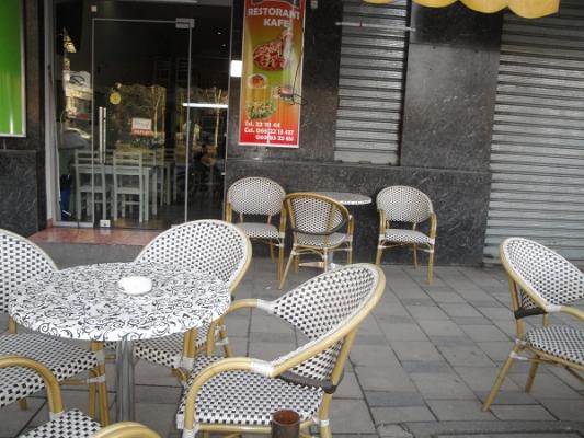 TiraneÂ shitet aktiviteti Bar PizzeriÂ perballe Gjykates, Bulevardi Bajram Curri - 1